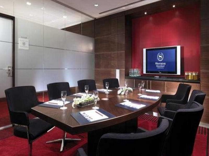 Sheraton Airport 4* Dusseldorf